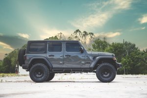 Jeep Wrangler Suspension Lift Kit - Rough Country - 3.5 Inch Lift C/A Drop - '20-'23